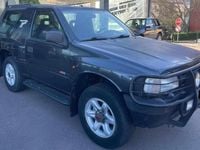 Usado Opel Frontera 115 HP (84 kW) 1998 Azul SUV
