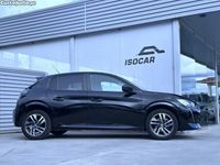 Usado Peugeot 208 Active 101 HP (74 kW) 2023 Preto Citadino