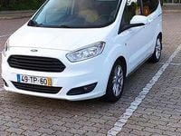 Usado Ford Tourneo 101 HP (74 kW) 2017 Branco Carrinha
