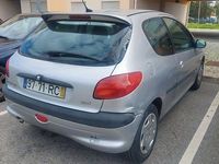 Usado Peugeot 206 60 HP (44 kW) 2001