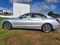 Usado Mercedes C180 116 HP (85 kW) 2015 Cinzento Sedan