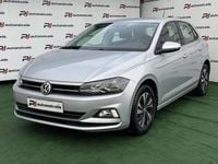 Usado VW Polo 75 HP (55 kW) 2018 Cinza prata Citadino