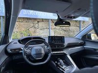 Usado Peugeot 5008 Allure 130 HP (95 kW) 2020 Azul Monovolume