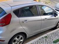 Usado Ford Fiesta 68 HP (50 kW) 2009 Cinzento Citadino