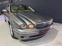Usado Jaguar X-type Executive 130 HP (95 kW) 2004 Cinza Sedan