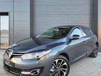 Usado Renault Mégane III Bose Edition 110 HP (80 kW) 2016 Cinzento Carrinha