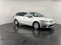 Usado Seat Leon ST 110 HP (80 kW) 2015 Cinza Carrinha
