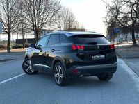 Usado Peugeot 3008 130 HP (95 kW) 2019 Preto SUV