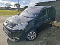Usado Citroën Berlingo XTR 114 HP (83 kW) 2014 Preto Monovolume