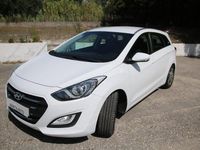 Usado Hyundai i30 Comfort 110 HP (80 kW) 2015 Branco Carrinha