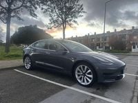 Usado Tesla Model 3 Standard Range 239 kW (325 HP) 2020 Sedan