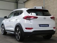 Usado Hyundai Tucson Premium 136 HP (100 kW) 2017 Branco SUV