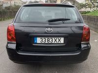 usado Toyota Avensis SW 2.0 D-4D Sol