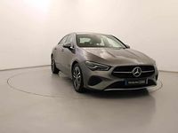 Usado Mercedes CLA180 116 HP (85 kW) 2024 Cinzento Sedan
