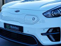 Usado Kia e-Niro 99 kW (135 HP) 2021 Branco SUV