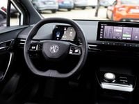 Usado MG MG4 EV 125 kW (170 HP) 2023 Branco Citadino