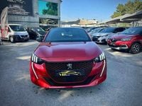 Usado Peugeot e-208 GT-line 100 kW (136 HP) 2020 Verde Citadino