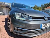 Usado VW Golf VII 116 HP (85 kW) 2019 Cinzento Citadino