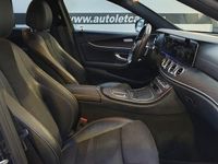 Usado Mercedes E300 AMG 306 HP (225 kW) 2022 Azul