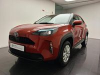 Usado Toyota Yaris Comfort 92 HP (67 kW) 2024 Vermelho (pintura metalizada especial) Citadino