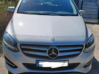 Usado Mercedes B180 109 HP (80 kW) 2017 Cinzento Monovolume