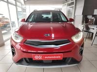Usado Kia Stonic EX 100 HP (73 kW) 2021 Vermelho SUV