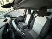 Usado Toyota Yaris Hybrid Comfort 100 HP (73 kW) 2017 Cinza