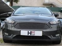 Usado Ford Focus Titanium 120 HP (88 kW) 2016 Cinza escuro Carrinha