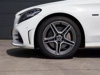 Usado Mercedes C300 AMG line 231 HP (169 kW) 2019 Branco Carrinha