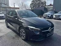 Usado Mercedes B180 116 HP (85 kW) 2024 Preto Monovolume