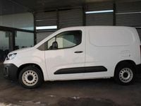 Usado Fiat Doblò 100 HP (73 kW) 2023 Branco Monovolume