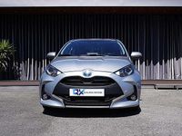 Usado Toyota Yaris Hybrid Comfort 116 HP (85 kW) 2021 Cinza