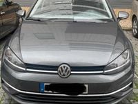 Usado VW Golf VII 116 HP (85 kW) 2019 Cinzento Carrinha