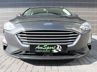 Usado Ford Focus 120 HP (88 kW) 2018 Cinzento Carrinha