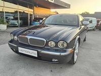 Usado Jaguar XJ 207 HP (152 kW) 2006 Antracite Sedan