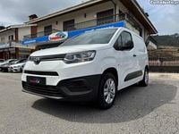 Usado Toyota Proace Comfort 102 HP (75 kW) 2021 Branco Monovolume