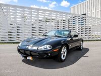 usado Jaguar XK8 Coupe V8