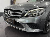 Usado Mercedes C220 Avantgarde 194 HP (142 kW) 2019 Cinza Carrinha