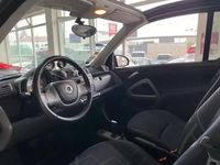 Usado Smart ForTwo Cabrio Pure 71 HP (52 kW) 2009 Cinzento Cabrios