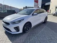 Usado Kia ProCeed GT-Line 120 HP (88 kW) 2022 Branco Citadino