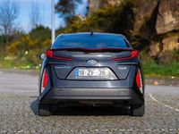 Usado Toyota Prius Luxury 122 HP (89 kW) 2019 Preto Citadino