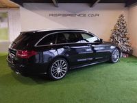 Usado Mercedes C220 170 HP (125 kW) 2015 Preto