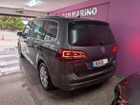 Usado VW Sharan Highline 150 HP (110 kW) 2022 Cinza Monovolume