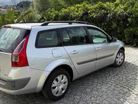 Usado Renault Mégane GrandTour 106 HP (77 kW) 2007 Cinzento Carrinha