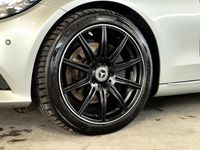 Usado Mercedes C300 Avantgarde 245 HP (180 kW) 2019 Cinza prata Carrinha