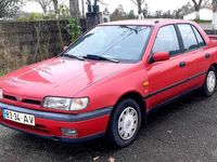 Usado Nissan Sunny 87 HP (63 kW) 1992 Vermelho Sedan