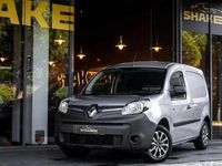 Usado Renault Kangoo 32 kW (44 HP) 2021 Cinza antracite Monovolume