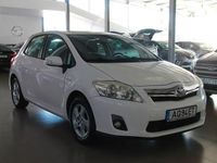 Usado Toyota Auris Hybrid 136 HP (100 kW) 2011 Branco