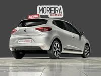 Usado Renault Clio V Evolution 100 HP (73 kW) 2023 Cinzento