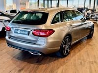 Usado Mercedes C300 Exclusive 306 HP (225 kW) 2020 Outro Carrinha